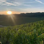 Διαμέρισμα Au Coeur De La Petite Cite De Caractere *