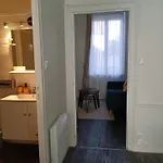Διαμέρισμα Au Coeur De La Petite Cite De Caractere *