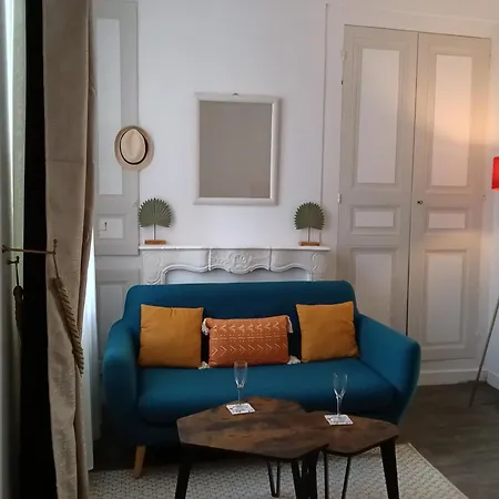 아파트 Au Coeur De La Petite Cite De Caractere Sézanne