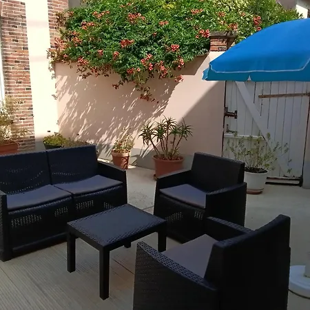 Διαμέρισμα Au Coeur De La Petite Cite De Caractere